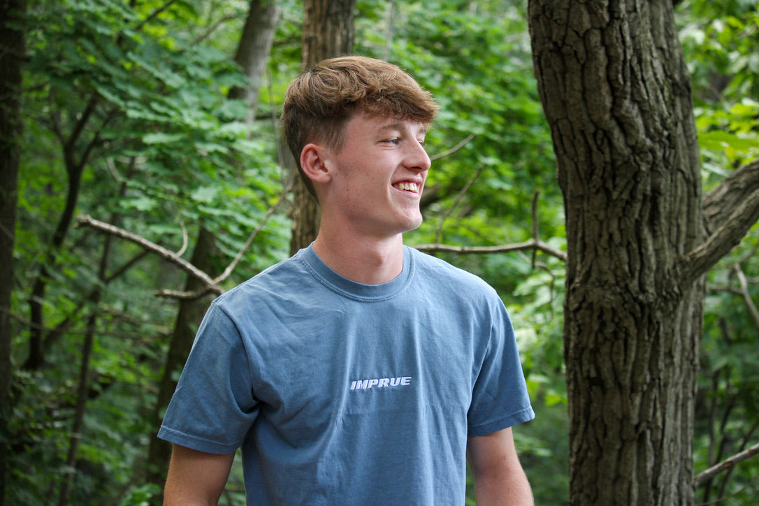 ESSENTIAL TEE