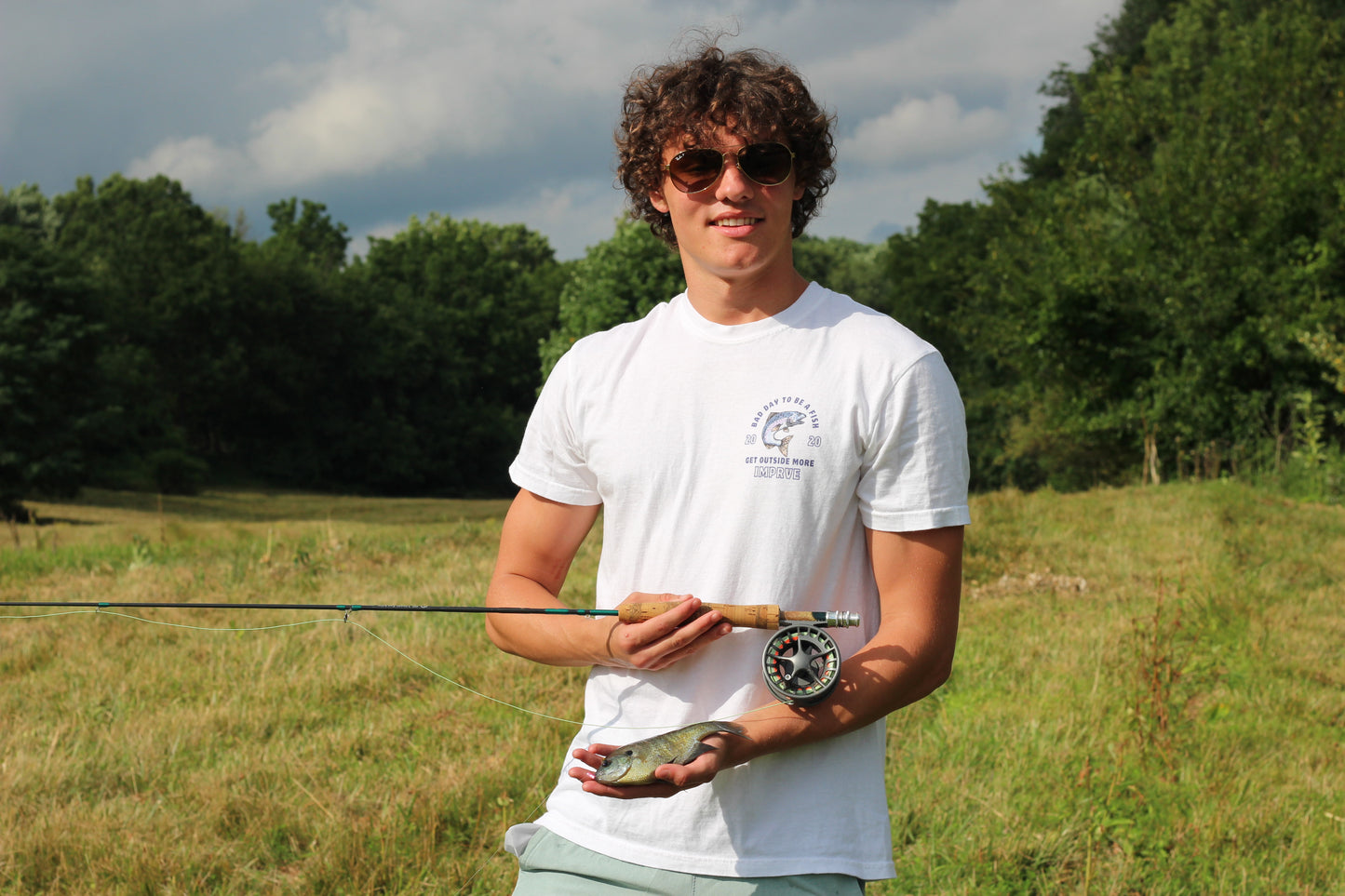 FISHING TEE